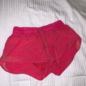 Lululemon Hotty Hot Short